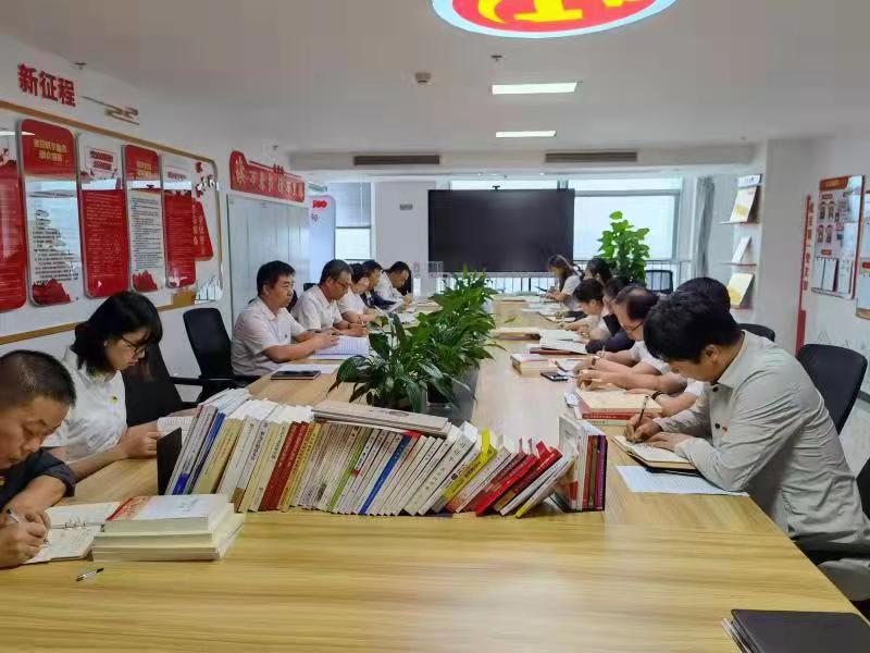 機關(guān)第二黨支部開(kāi)展 “學(xué)習先進(jìn)典型，弘揚榜樣精神”主題黨日活動(dòng)