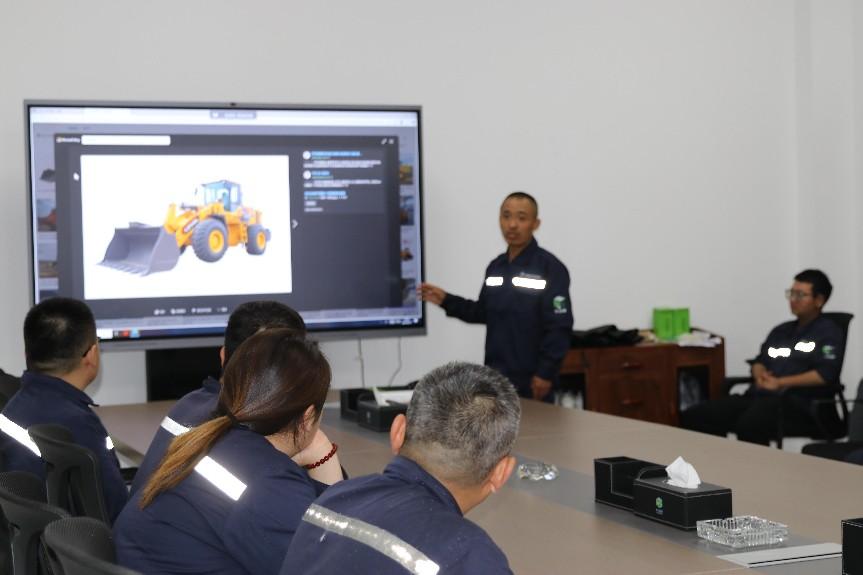 黃陵新材公司開展“崗位操作我來講”筑牢安全生產新防線