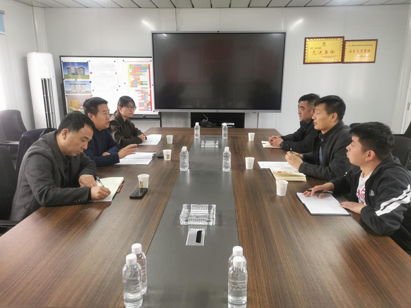 陜西建材科技公司黨委副書(shū)記、總經(jīng)理周紅一行到黃陵新材公司檢查指導調研