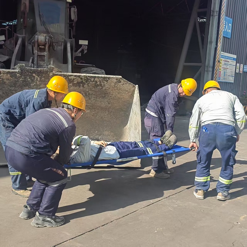 富平公司原料車(chē)間開(kāi)展車(chē)輛傷害事故應(yīng)急演練