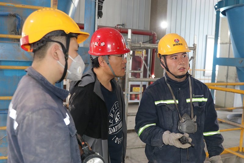 黃陵新材公司:牢固織密雨季防護網 雙階督查筑牢安全線