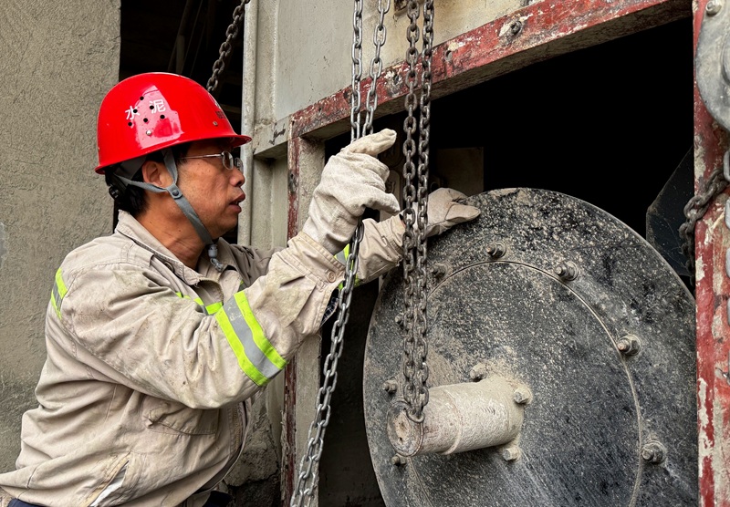 富平公司自主檢修4202提升機圓滿完成